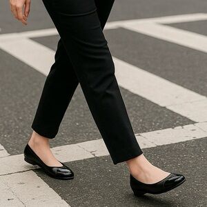 Nine West Black Patent Flats Vegan Women’s Shoes Size 7 NWB